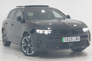 Vauxhall Astra Electric Hatchback (24 on) 115kW Ultimate 54kWh 5dr Auto For Sale - Arnold Clark Vauxhall (Manchester), Manchester