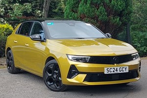 Vauxhall Astra Hatchback (21 on) 1.2 Turbo 130 Ultimate 5dr For Sale - Arnold Clark Bishopbriggs Renault / Dacia / Vanstore, Glasgow