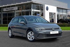 Volkswagen Golf Hatchback (20 on) Life 1.5 eTSI 150PS DSG auto 5d For Sale - Peter Cooper Volkswagen Southampton, Southampton