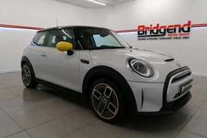 MINI Electric Hatch Hatchback (20 on) 135kW Cooper S 1 33kWh 3dr Auto For Sale - Bridgend Motor Group - SuperMini World, Kilmarnock