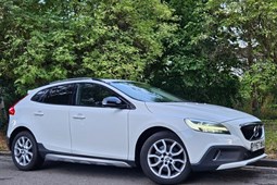 Volvo V40 Cross Country (13-19) D3 (4 Cyl 150bhp) Cross Country Pro 5d For Sale - Prime London Motors, Staines