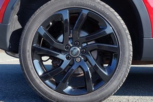 Land Rover Discovery Sport (15 on) 2.0 TD4 (180bhp) HSE Black 5d Auto For Sale - Halesowen Motor House - Halesowen, Halesowen