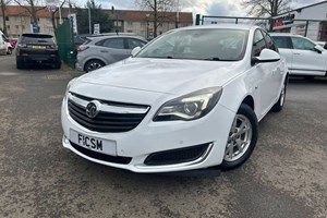 Vauxhall Insignia Hatchback (09-17) 2.0 CDTi (140bhp) ecoFLEX Design Nav 5d For Sale - Formula 1 Car Supermarket, Falkirk