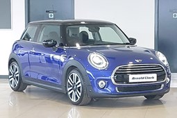 MINI Hatchback (14-24) Cooper Exclusive Steptronic with double clutch auto 3d For Sale - Arnold Clark Click & Collect Thurrock, Thurrock