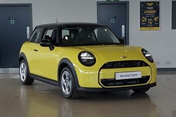 MINI Cooper Hatchback (24 on) 1.5 C Classic 3dr Auto For Sale - Arnold Clark Click & Collect Thurrock, Thurrock
