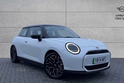 MINI Cooper Electric Hatchback (24 on) 135kW E Exclusive [Level 1] 41kWh 3dr Auto For Sale - Stratstone MINI Leeds, Leeds