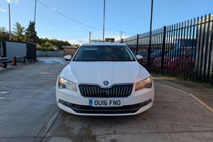 Skoda Superb Hatchback (15-23) 2.0 TDI CR SE Business 5d DSG For Sale - Sheffield Trade Center, Ecclesfield