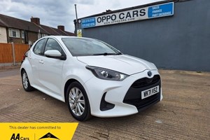 Toyota Yaris (20 on) 1.5 Hybrid Icon CVT 5d For Sale - OPPO CARS LTD, Dagenham