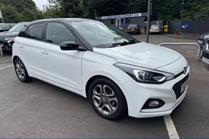 Hyundai i20 Hatchback (15-20) Play 1.2 MPi 84PS 5d For Sale - Leeds Motor Company (Commercial Road), Leeds