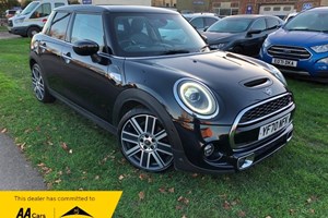 MINI Hatchback (14-24) Cooper S Exclusive Steptronic Sport with double clutch auto 5d For Sale - M J Wearing, Carterton