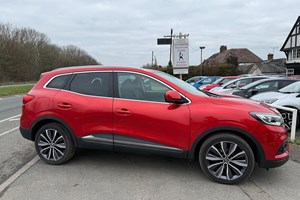 Renault Kadjar (15-22) Iconic TCe 140 5d For Sale - Glevum Cars, Tewkesbury