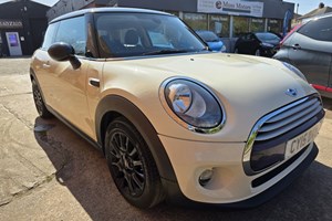 MINI Hatchback (14-24) 1.5 Cooper D Hatchback 3d For Sale - Moss Motors, Congleton
