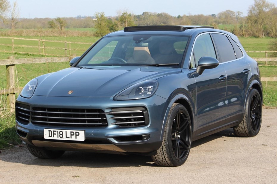 Porsche Cayenne SUV (18 on) Tiptronic S auto 5d For Sale - THE MOTOR LOUNGE, Radlett