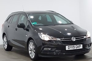 Vauxhall Astra Sports Tourer (16-21) 1.4T 16V (125bhp) Design 5d For Sale - Arnold Clark Wolverhampton Motorstore / Vanstore, Wednesfield Way