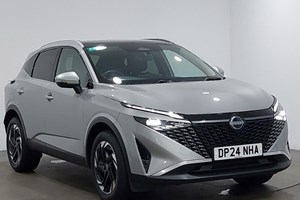 Nissan Qashqai SUV (21 on) 1.3 DiG-T MH 158 N-Connecta 5dr Xtronic For Sale - Arnold Clark Wolverhampton Motorstore / Vanstore, Wednesfield Way