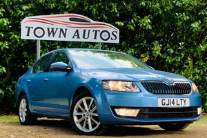 Skoda Octavia Hatchback (13-20) 2.0 TDI CR Elegance 5d DSG For Sale - Town Autos, Chawston
