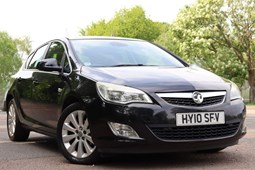 Vauxhall Astra Hatchback (09-15) 1.6i 16V SE 5d Auto For Sale - Mayfair Motors, Leicester