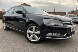 Volkswagen Passat Saloon (11-14) 2.0 TDI Bluemotion Tech SE 4d For Sale - I & B CARS, Newark