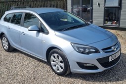 Vauxhall Astra Sports Tourer (10-15) 1.6i 16V Design 5d For Sale - Handpicked Motors Swindon LTD, Swindon