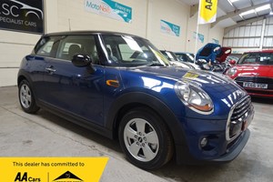 MINI Hatchback (14-24) 1.5 Cooper Hatchback 3d Auto For Sale - Ebbsfleet Specialist Cars, Gravesend