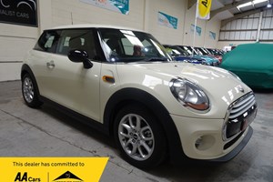 MINI Hatchback (14-24) 1.5 Cooper Hatchback 3d For Sale - Ebbsfleet Specialist Cars, Gravesend