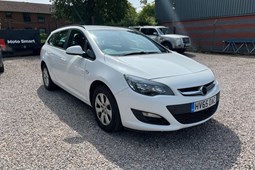 Vauxhall Astra Sports Tourer (10-15) 1.6 CDTi 16V ecoFLEX Design 5d For Sale - Moto Smart Limited, Melksham