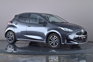 Toyota Yaris (20 on) 1.5 Hybrid Design CVT 5d For Sale - Mantles Used Cars Royston, Royston