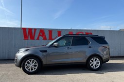 Land Rover Discovery SUV (17 on) S 2.0 Sd4 auto 5d For Sale - Wallace Car Sales Ltd, Bolton