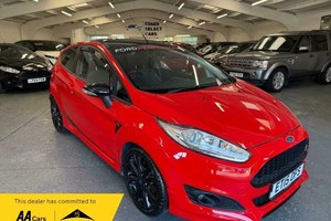 Ford Fiesta (08-17) 1.0 EcoBoost (140bhp) Zetec S Red 3d For Sale - Essex Select Cars Ltd, Colchester