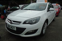 Vauxhall Astra Hatchback (09-15) 1.4i 16V Excite (10/13-) 5d For Sale - Kingsway Motor Company Ltd, Crawley