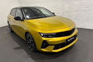Vauxhall Astra Hatchback (21 on) 1.2 Turbo 130 Ultimate 5dr Auto For Sale - Ian Grieve (Falkirk) Ltd, Camelon