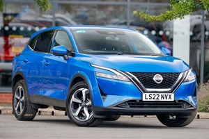 Nissan Qashqai SUV (21 on) 1.3 DiG-T MH N-Connecta 5dr For Sale - Arnold Clark Motorstore (West Bromwich), West Bromwich