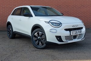 Fiat 600 SUV (24 on) 1.2 Hybrid 48V La Prima 5dr eDCT-6 For Sale - Arnold Clark Fiat (Paisley), Paisley