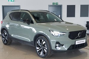 Volvo XC40 SUV (17 on) 2.0 B4P Ultra Dark 5dr Auto For Sale - Arnold Clark Used Car Centre (Irvine), Irvine