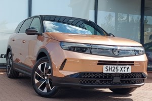 Vauxhall Grandland SUV (21-24) 1.2 Hybrid [136] Ultimate 5dr e-DCT6 For Sale - Arnold Clark Vauxhall (Glenrothes), Glenrothes