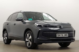 Volkswagen Tiguan eHybrid (24 on) 1.5 TSI eHybrid Match 5dr DSG For Sale - Arnold Clark Volkswagen (Linwood), Linwood