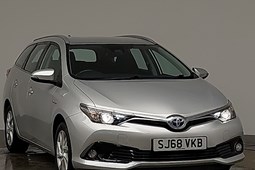 Toyota Auris Touring Sports (13-19) Icon Tech 1.8 VVT-i Hybrid auto (01/2018 on) 5d For Sale - Arnold Clark Motorstore (Leyland), Leyland