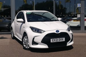 Toyota Yaris (20 on) 1.5 Hybrid Icon CVT 5d For Sale - Arnold Clark Motorstore (Stoke on Trent), Newcastle Under Lyme