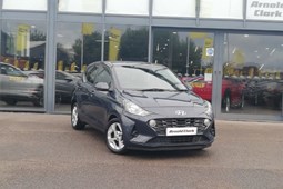 Hyundai i10 Hatchback (20 on) SE Connect 1.2 MPi 84PS AMT auto 5d For Sale - Arnold Clark Motorstore (Stoke on Trent), Newcastle Under Lyme