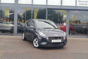 Hyundai i10 Hatchback (20 on) SE Connect 1.2 MPi 84PS AMT auto 5d For Sale - Arnold Clark Motorstore (Stoke on Trent), Newcastle Under Lyme