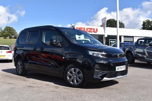 Vauxhall Combo-e Life MPV (21 on) 100kW Ultimate 50kWh 5dr Auto For Sale - Madeley Heath Motors, Newcastle