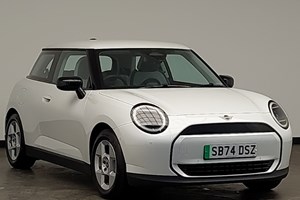 MINI Electric Hatch Hatchback (20 on) 135kW E Classic 41kWh 3dr Auto For Sale - Arnold Clark Glasgow MINI, Glasgow