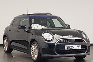 MINI Cooper 5-Door (24 on) 2.0 S Exclusive 5dr Auto For Sale - Arnold Clark Glasgow MINI, Glasgow