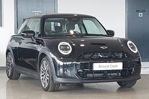 MINI Cooper Hatchback (24 on) 1.5 C Classic 3dr Auto For Sale - Arnold Clark Irvine MINI, Irvine