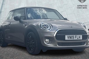 MINI Hatchback (14-24) Cooper Classic Steptronic with double clutch auto 3d For Sale - Listers Boston (MINI), Boston