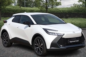 Toyota C-HR SUV (24 on) 1.8 Hybrid Design 5dr CVT For Sale - Listers Toyota Cheltenham, Cheltenham