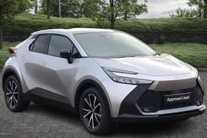 Toyota C-HR SUV (24 on) 2.0 PHEV Design 5dr CVT [Pan Roof] For Sale - Listers Toyota Cheltenham, Cheltenham