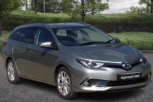 Toyota Auris Touring Sports (13-19) 1.8 Hybrid Excel TSS 5d CVT For Sale - Listers Toyota Cheltenham, Cheltenham