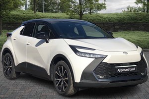 Toyota C-HR SUV (24 on) 2.0 PHEV Design 5dr CVT [Bi-tone] For Sale - Listers Toyota Cheltenham, Cheltenham