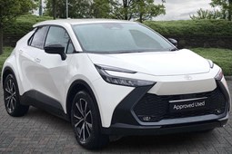 Toyota C-HR SUV (24 on) 2.0 PHEV Design 5dr CVT For Sale - Listers Toyota Cheltenham, Cheltenham